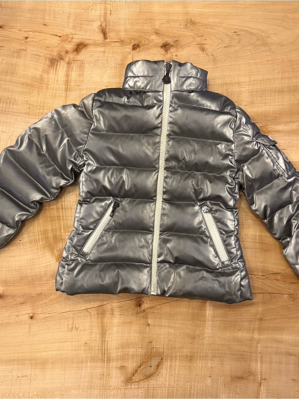 Moncler Metallic Silver Down Puffer Jacket Kids Size 4 Luxury Coat Authentic